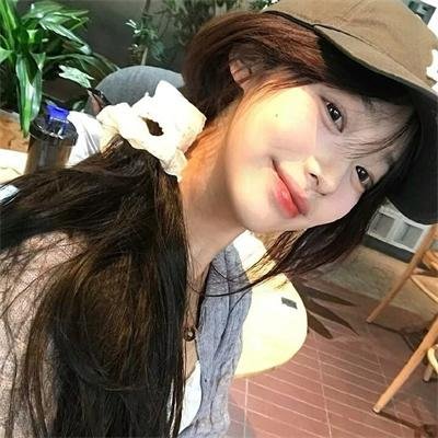 天才眼镜狗海报