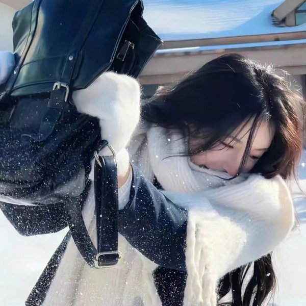 异形前哨海报